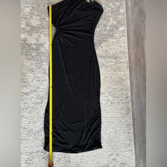 NWT Misha Collection Black X Revolve Vanina One Shoulder Side cut Dress Size 8 - Picture 11 of 13